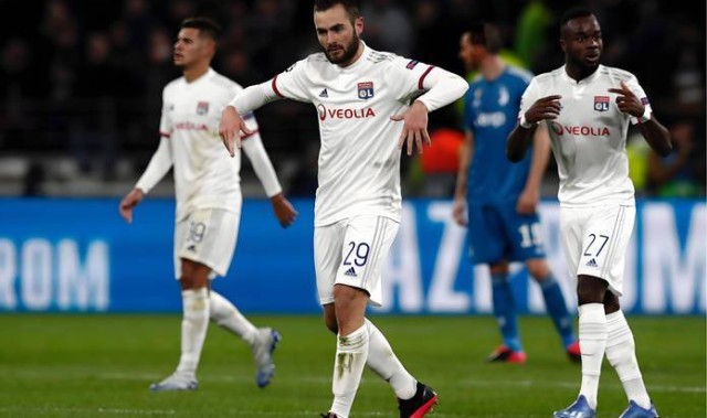 法甲保级生死斗！昂热VS洛里昂：谁能摆脱降级泥潭？