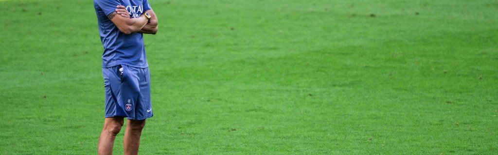 法甲球队巴黎圣日耳曼备战欧洲超级杯
        
    法甲球队巴黎圣日耳曼备战欧洲超级杯