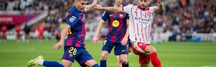 凌晨4：00，巴萨再战西甲，三巨星缺阵，0-4惨败后弗里克是否变阵