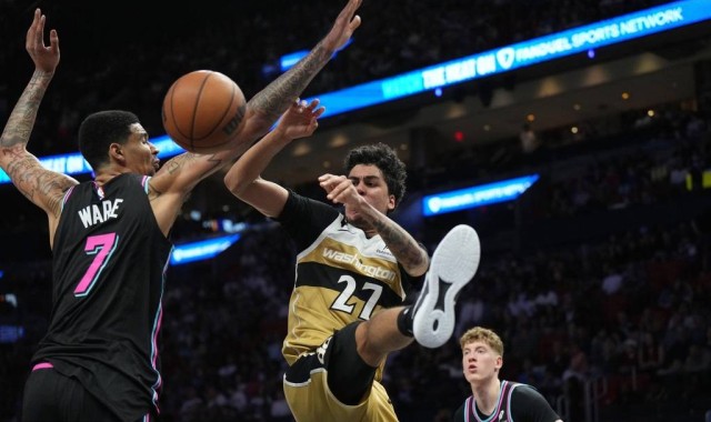 哈克斯32分莱利31分韦尔24+19 热火送奇才五连败