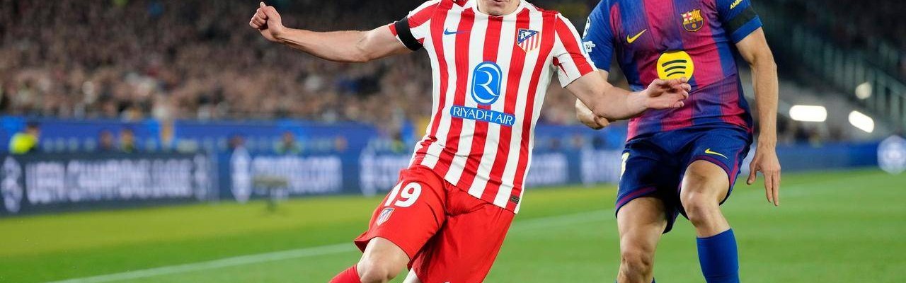 曼城的痛:阿尔瓦雷斯飙无敌任意球世界波,轰开巴萨大门,现场视角,太丝滑了