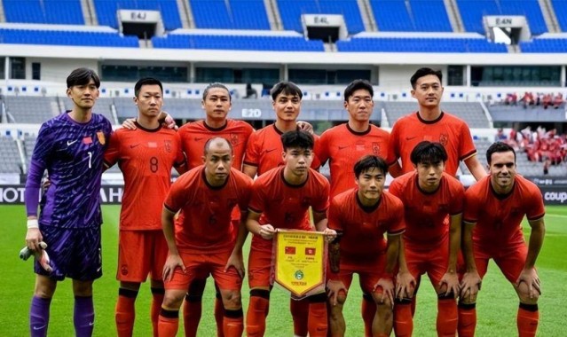 喜讯！德甲门兴俱乐部官宣将在8月份扎堆引进多位上海国脚，蒯纪闻+刘诚宇领衔