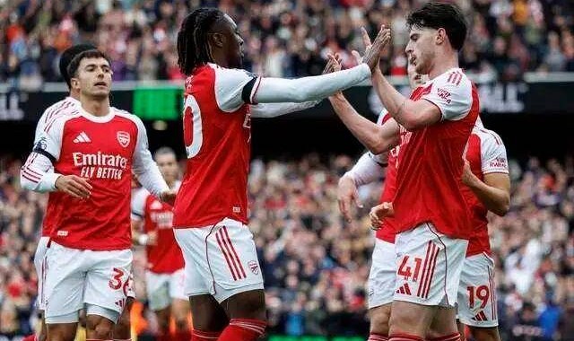 4500万先生陷离队危机！阿森纳锋线残酷洗牌，谁的未来被偷走了？