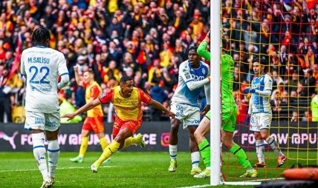 AC米兰主场不败，拉齐奥客场低迷，争夺意甲前四关键战。