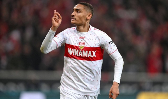 德甲专家：奥格斯堡迎战斯图加特——攻防博弈下的胜负手与比分推演