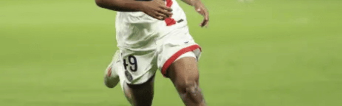 维拉瞄准巴黎 18 岁妖星姆巴耶：一场关乎未来的锋线争夺战