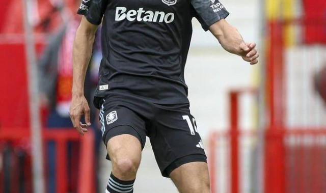 保罗·托雷斯：从西甲到英超的防守巨匠之旅