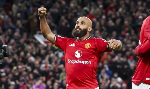 一日英超动向：阿森纳曼城全取三分状态不俗，曼联打强队不手软