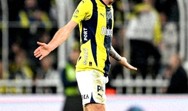 三百万差价！费内巴切引援拖沓，穆帅或将迎来“半成品阵容”