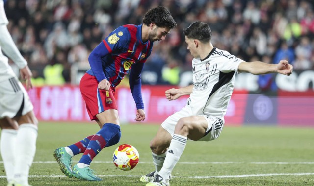 巅峰对决！亚马尔VS帕斯：谁是新生代天才第一人？